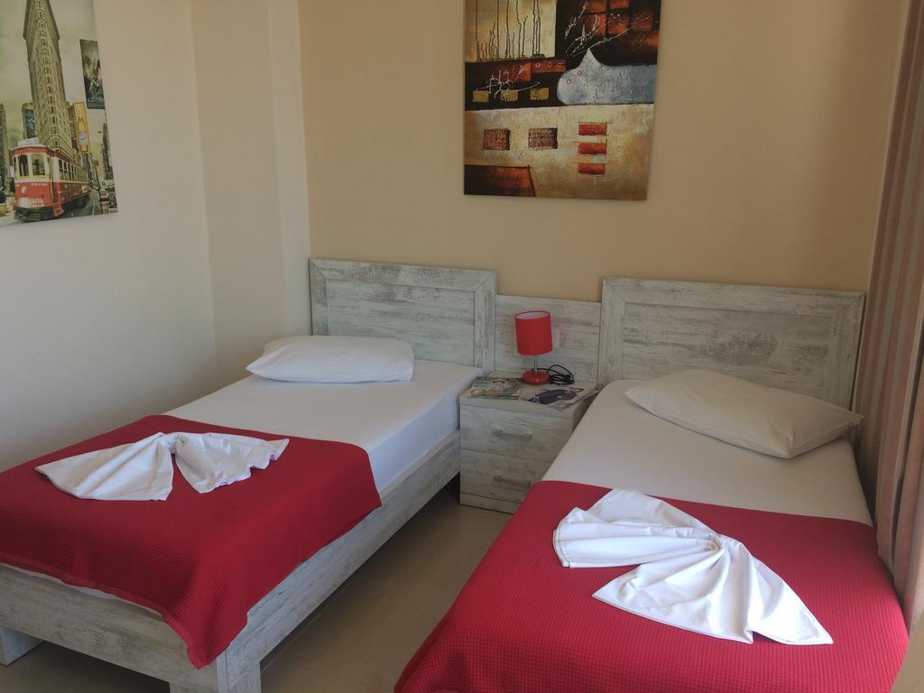 Berti Apartments Sarandë Eksteriør billede