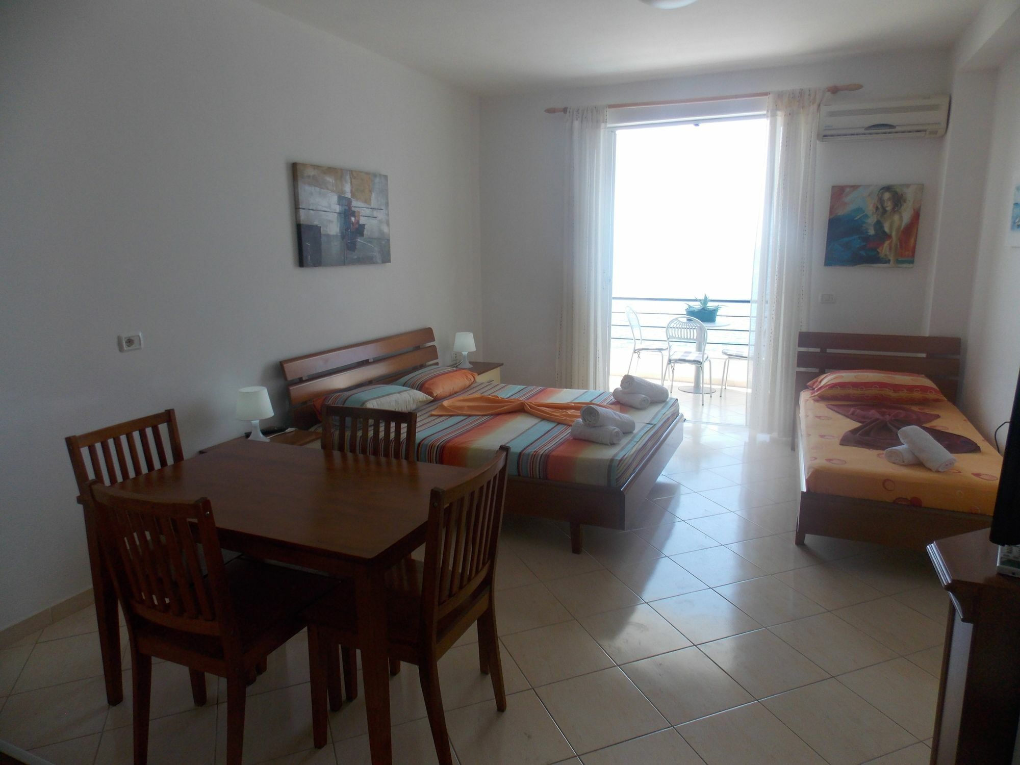 Berti Apartments Sarandë Eksteriør billede